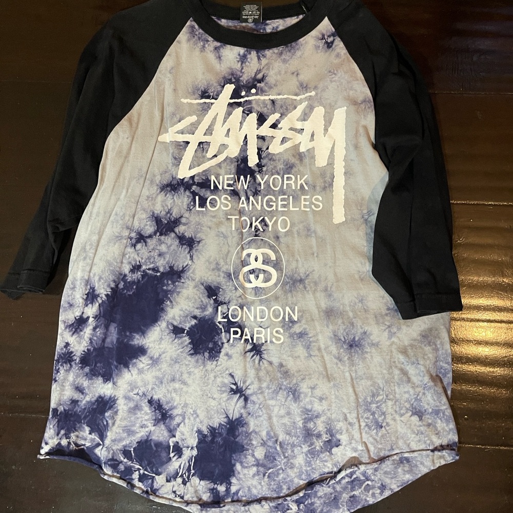 Stussy White and Blue Graphic 3/4 Sleeve Shirt
